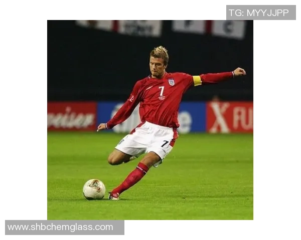 个性化足球之旅：那些可以印名字的足球明星与他们的故事