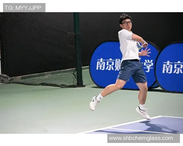 南京网球队逆袭之路揭秘城市联赛背后的奋斗与荣耀